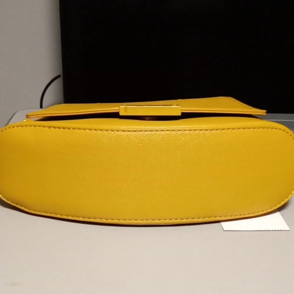 Betsey Johnson Tiny Hearts Satchel NWT CLEARANCE! FINAL PRICE! - Picture 7 of 7